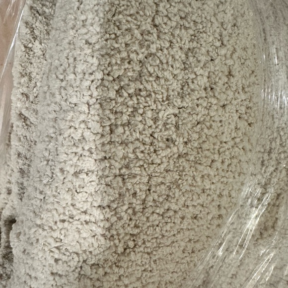 SUNDAY CITIZEN Snug Bed King Cozy Cream Blanket - Picture 4 of 7